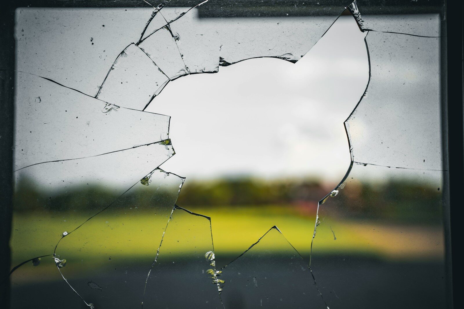 Does Your Deductible Cover Glass Damage? 
